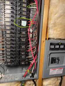 MAIN PANEL WIRES AC CHARGE